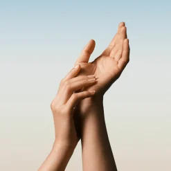 Biotherm Biomains Age Delaying Hand & Nail Treatment 100 ml