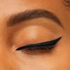 Bourjois Contour Clubbing Waterproof Oogpotlood Black Party 41 1.2 gr