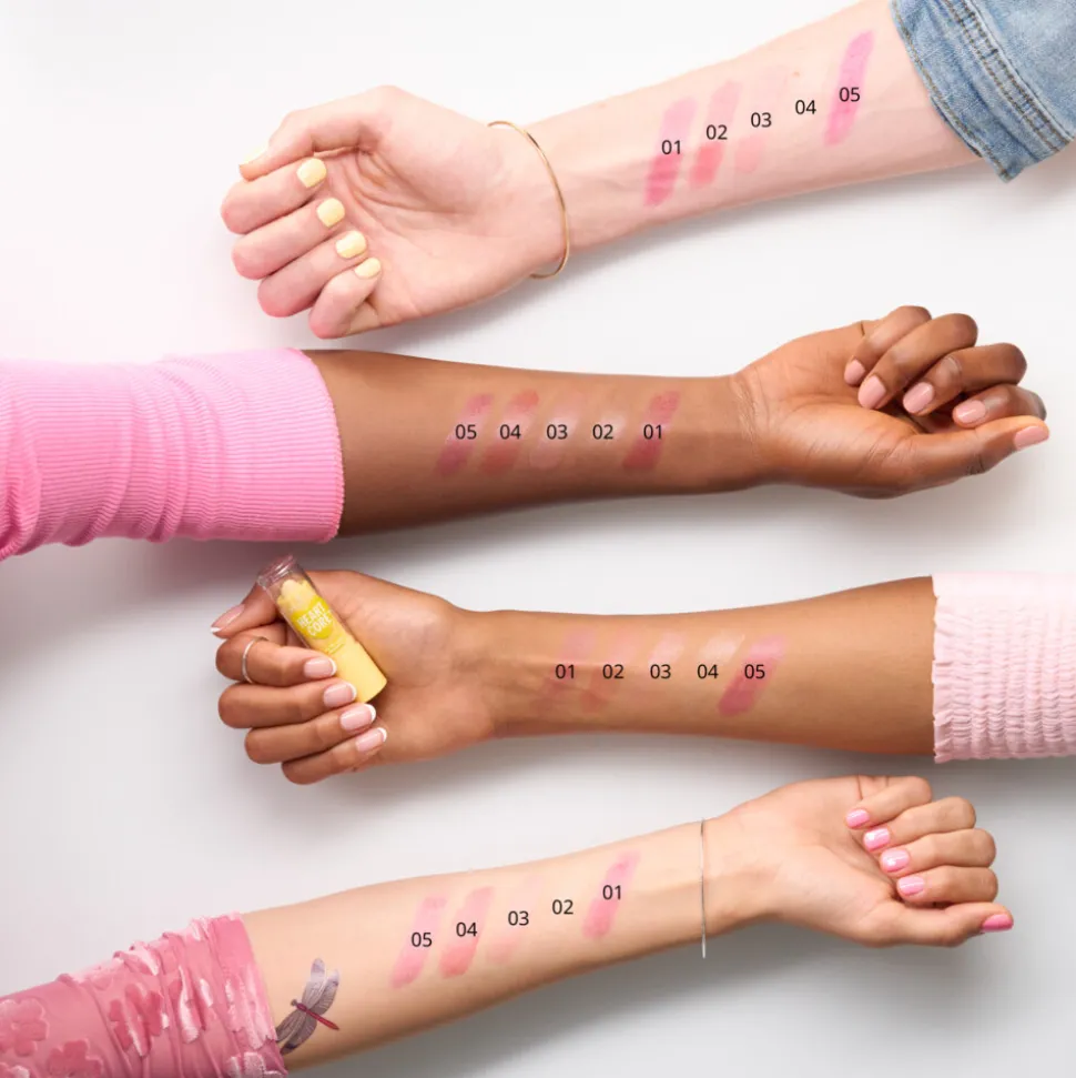 essence Heart Core Fruity Lip Balm 01 Crazy Cherry 3 gr