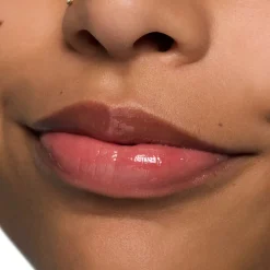 essence Hydra Kiss Lip Oil 05 Midnight Mystery 4 ml