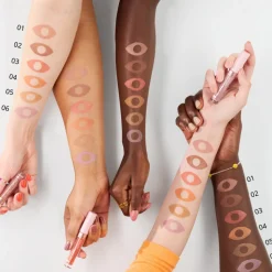 essence Matte Liquid Eyeshadow 03 Peach Pop 3 ml