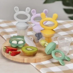 Haakaa Fresh Food Feeder Fruitspeen Sky blue