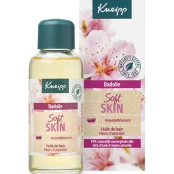 Kneipp Badolie Soft Skin AmandelbloesemDe heerlijk geurende Kneipp® Badolie Soft Skin, biedt je huid de optimale combinatie van actieve bescherming en voelbare verzorging. Met 94% zuivere amandelolie zorgt de badolie voor het behoud van de natuurlijke huidbarrière en voelt de huid weer zacht en soepel aan.Dermatologisch getestNiet parfumvrijPH NeutraalProefdiervrijVeganGeschikt voor de droge en/of gevoelige huid Gevarenaanduidingen Ontvlambaar Milieugevaarlijk Zeer licht ontvlambaar gas. Zeer licht ontvlambare aerosol. Zeer licht ontvlambare vloeistof en damp. Licht ontvlambare vloeistof en damp. Ontvlambare vaste stof. Ontvlambare aerosol. Ontvlambare vloeistof en damp. Zeer giftig voor in het water levende organismen. Zeer giftig voor in het water levende organismen, met langdurige gevolgen. Giftig voor in het water levende organismen, met langdurige gevolgen. Aanvullende informatie Hoe te gebruiken?Schroefdopje 1 keer vullen en badolie toevoegen aan het water (36-38ºC). Duur van het bad: 15-20 min. Dopje omspoelen.Cosmeticaproduct. Niet voor inwendig gebruik. Buiten het bereik van kinderen houden. Waarschuwing: Bad na het baden reinigen (voorkomt uitglijden). Restanten van de badolie verwijderen met warm water en vetoplossend schoonmaakmiddel. Ingrediënten Prunus Amygdalus Dulcis (Sweet Almond) Oil, Parfum (Fragrance), Benzyl Benzoate,PEG-40 Sorbitan Peroleate, Prunus Amygdalus Dulcis (Sweet Almond) Flower Extract, Amyris Balsamifera Bark Oil, Pogostemon Cablin Oil, Bulnesia Sarmientoi Extract (Guaiacwood Oil), Limonene, Linalool, Coumarin, Alpha-Isomethyl Ionone, Geraniol, Citral, Cinnamyl Alcohol, Citronellol, Helianthus Annuus Hybrid Oil, Tocopherol. Fabrikant informatie Merk: Kneipp Ean: 4008233069012 Artikel: 043-102 Fabrikant gegevens: Kneipp Adres: Vliegend Hertlaan 49 3526 KT Utrecht Nederland Contactgegevens: Tel: 030 281 3300 Email: [email protected] Website: https://www.kneipp.com Reviews Schrijf jouw review Hoe controleren en plaatsen wij reviews? Plein plaatst enkel reviews van klanten en personen die het product daadwerkelijk gebruikt hebben, ook wanneer deze negatief of neutraal is. Voordat de review geplaatst wordt controleren we handmatig of deze écht is en voldoet aan onze reviewvoorwaarden. Wanneer het product op Plein gekocht is vermelden we dat bij de review. Plein betaalt niet voor reviews, wanneer een reviewer door een andere partij is vergoed staat dit erbij vermeld. Door Elien op 1 september 2022 | Heeft dit product gekocht Verrukkelijke badolie met heerlijke geur en lekkere olie geen Super lekkere badolie Oorspronkelijk geplaatst op plein.nl Door Lydia Maria op 13 mei 2020 | Heeft dit product gekocht Deze review is geschreven bij product Kneipp Badolie New Energy Rozemarijn 100 ml Zalig badmoment met deze olie Lekker genieten Heerlijke geur Super zacht en voedend voor de huid Mag ietsje beterkoop daar je in verhouding meer verbruikt dan badcreme of badschuim Heerlijk relaxen en tegelijk je huid laten verwennen met deze badolie van Kneipp Oorspronkelijk geplaatst op plein.nl Door Morvenna op 17 december 2014 | Heeft dit product gekocht Deze review is geschreven bij product Kneipp Badolie Relaxing Lavendel 100 ml Lekkere badolie, vooral in de winter als het koud is, kan je heerlijk ontspannen. Al een paar jaar mijn favoriet. Oorspronkelijk geplaatst op plein.nl Door Els op 11 december 2014 | Heeft dit product gekocht Deze review is geschreven bij product Kneipp Badolie Refreshing Eucalyptus 100 ml Heerlijk na een week drukte Frisse geur Lichaam en geest komen tot rust erg lekkere badolie. Als ik het een weekje druk gehad heb kan ik altijd heerlijk relaxen door de frisse geur. Echt een aanrader Oorspronkelijk geplaatst op plein.nl Bekijk alle reviews Kneipp Badolie Soft Skin Amandelbloesem 100 ml