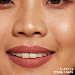 NYX Lip Lingerie XXL Matte Liquid Lipstick Stripd Down 4 ml