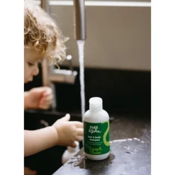 Petit & Jolie Shampoo Haar & Body 200 ml