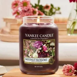 Yankee Candle Geurkaars Large Jar Moonlit Blossoms 623 gr