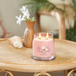 Yankee Candle Geurkaars Medium Jar Pink Sands 368 gr